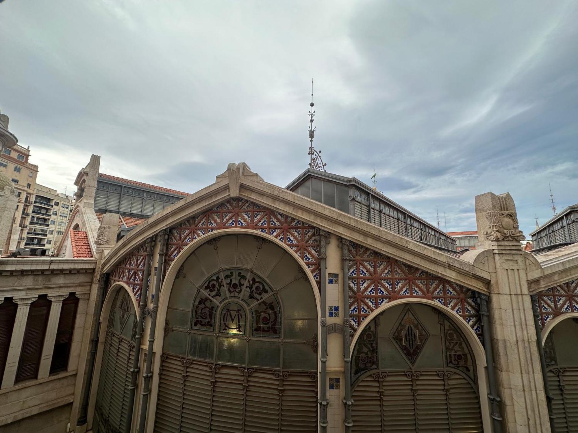 Mirador 2 Del Mercado Central - Habitacion Con Bano Privado En El Centro De La Ciudad Vella Valencia Exterior photo